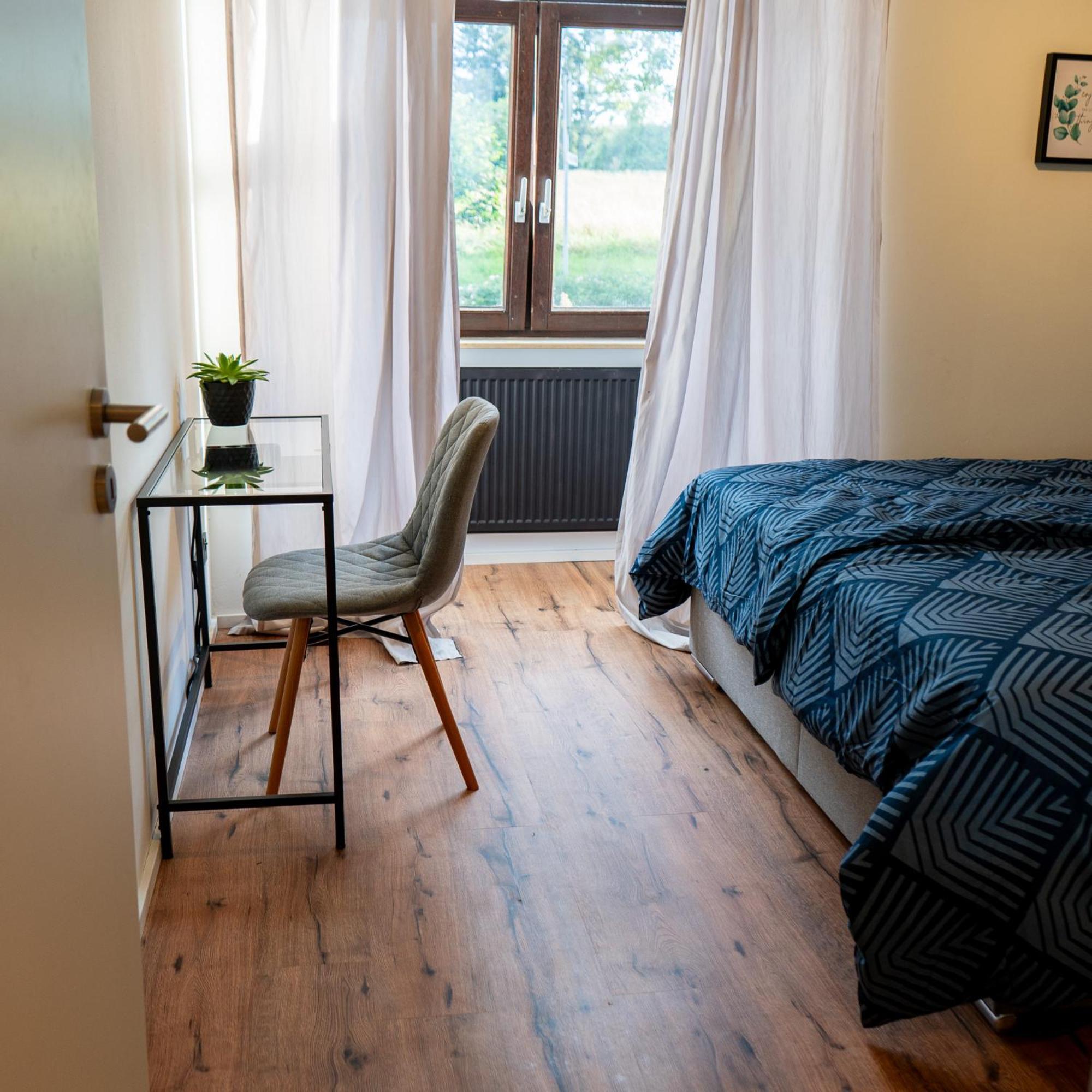 M Apartment Charme - Gemuetlich Geraeumig Heimisch ลันเดาอินแดร์ฟัลซ์ ภายนอก รูปภาพ
